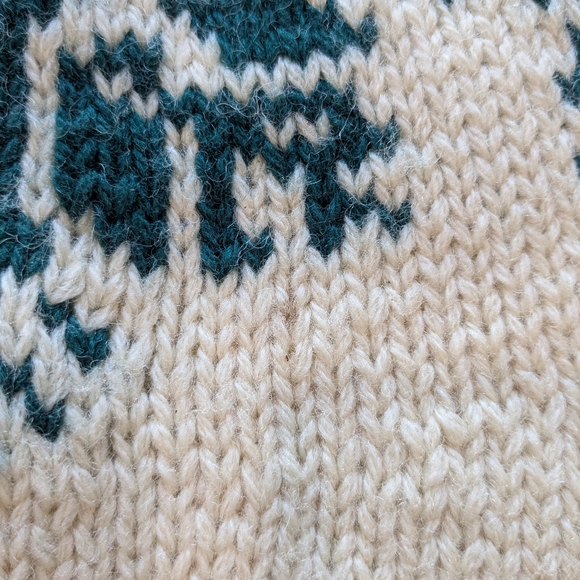 Vintage Eddie Bauer Wool Fair Isle Christmas Sweater Size Small - Picture 8 of 8